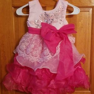 NWT darling little girls dress!